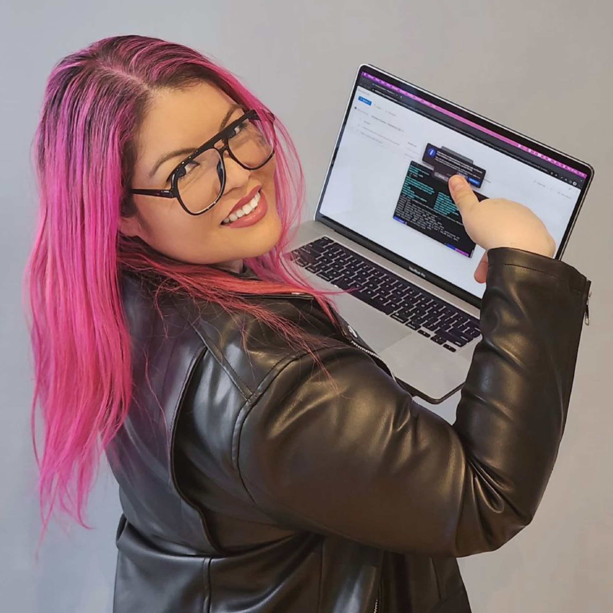 Rossana Suarez | AWS Hero Container Tech Lead @ NaranajaX